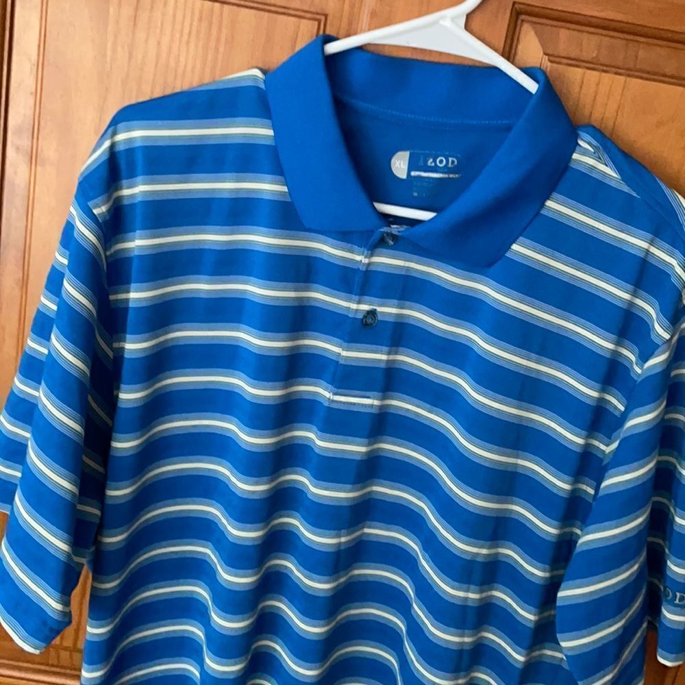 XL Men’s IZOD Polo Shirt